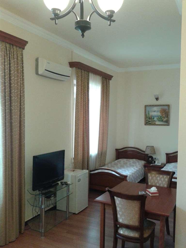 Capital Hotel 예레반 객실 사진